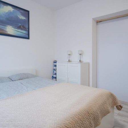Apartament Dla 4 Osob Blisko Morza Niechorze Luaran gambar